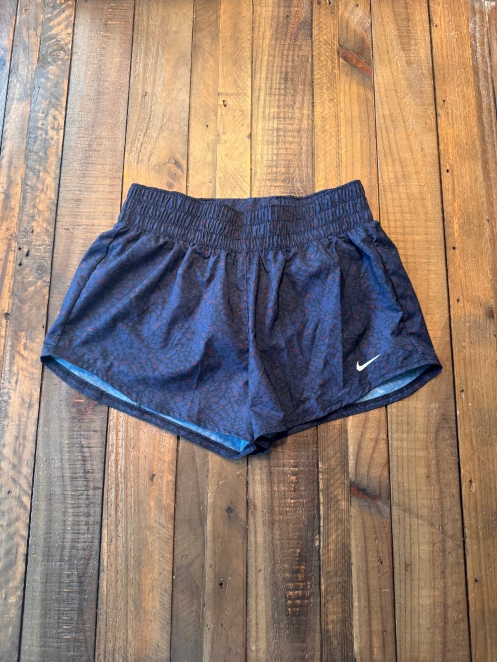 Nike Women's One Dri-Fit Mid-Rise 3" Brief-Lined Short~Size Small